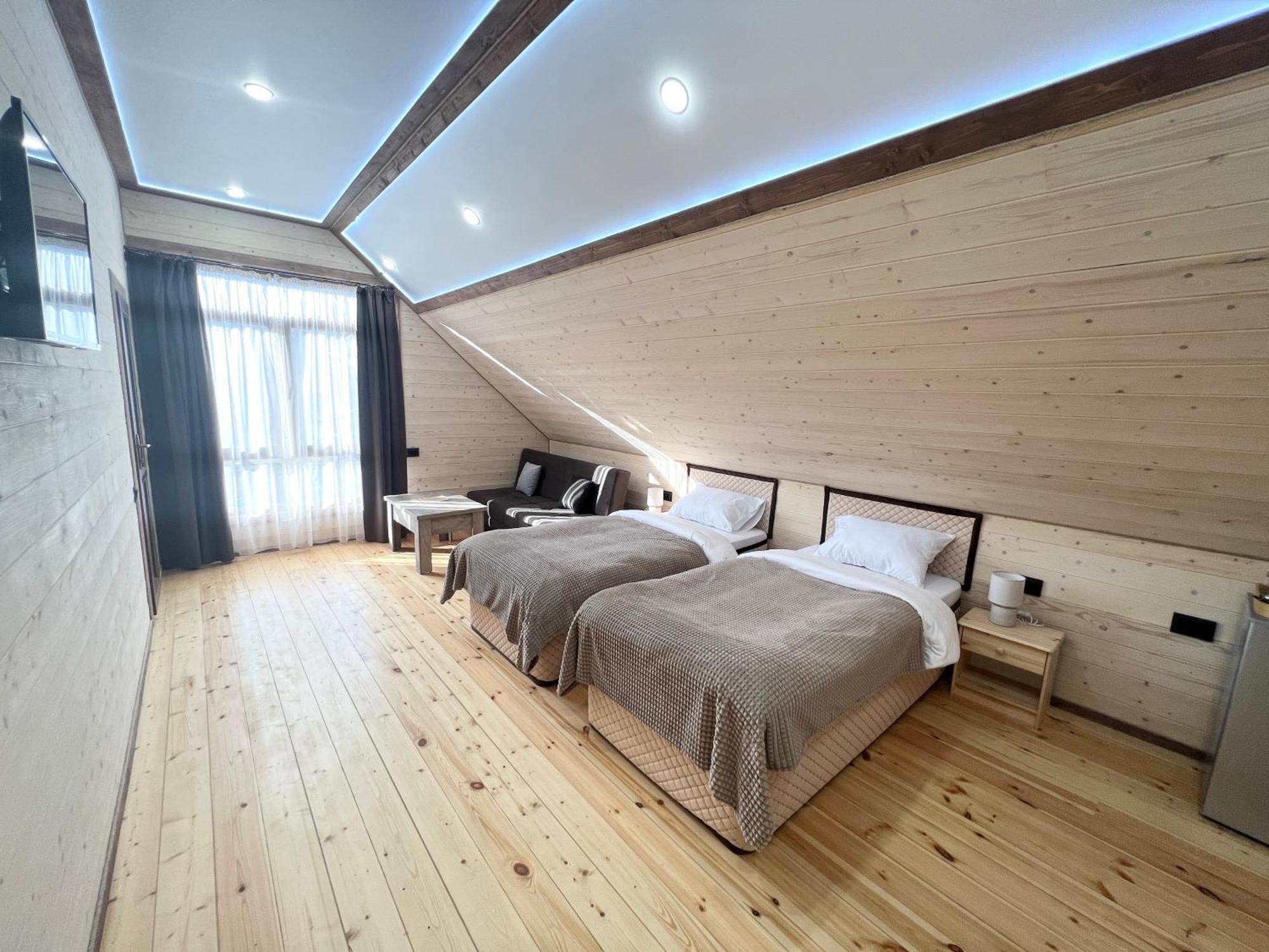 Maru House Hotel Dilisan Kültér fotó