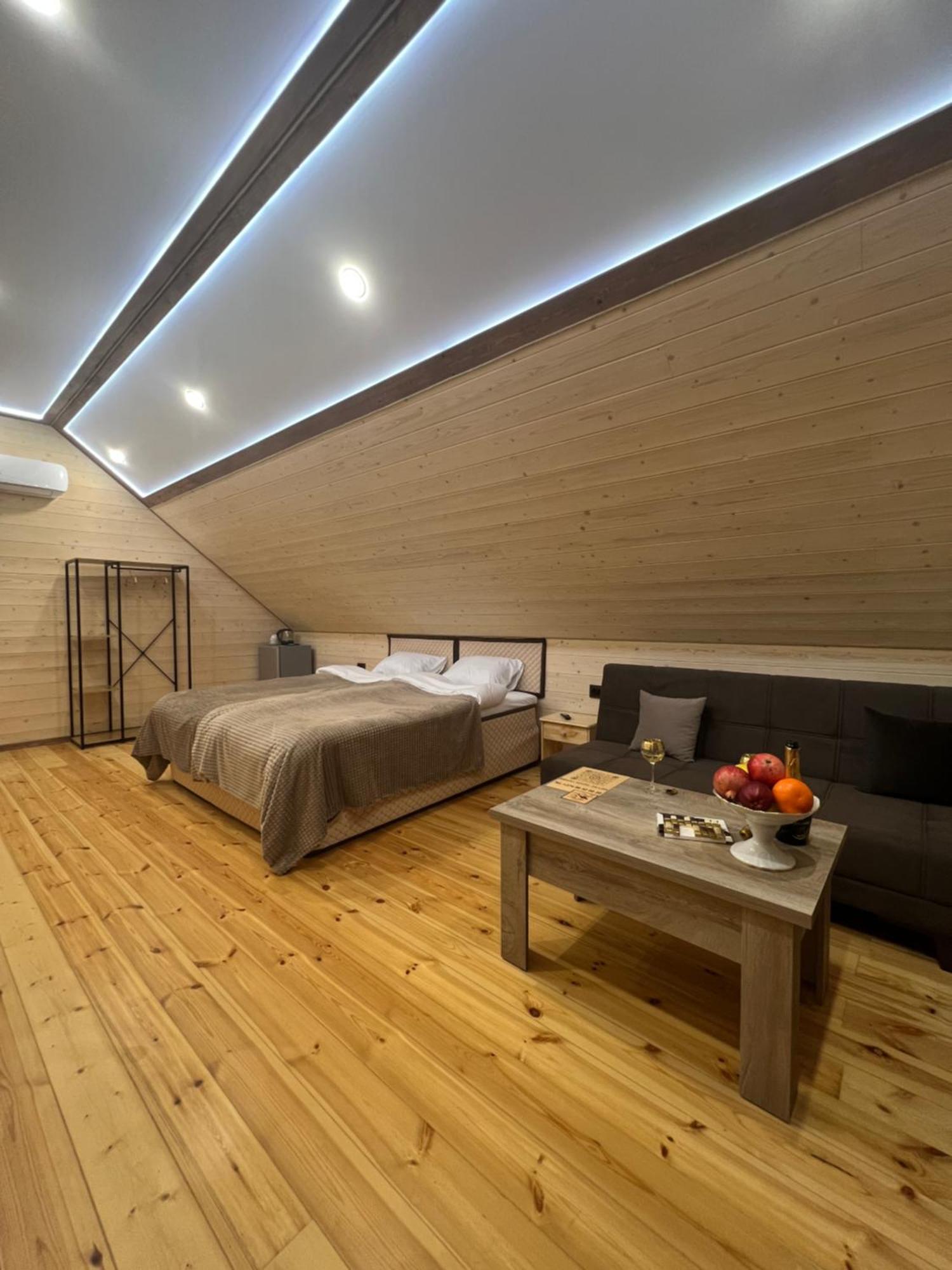 Maru House Hotel Dilisan Kültér fotó