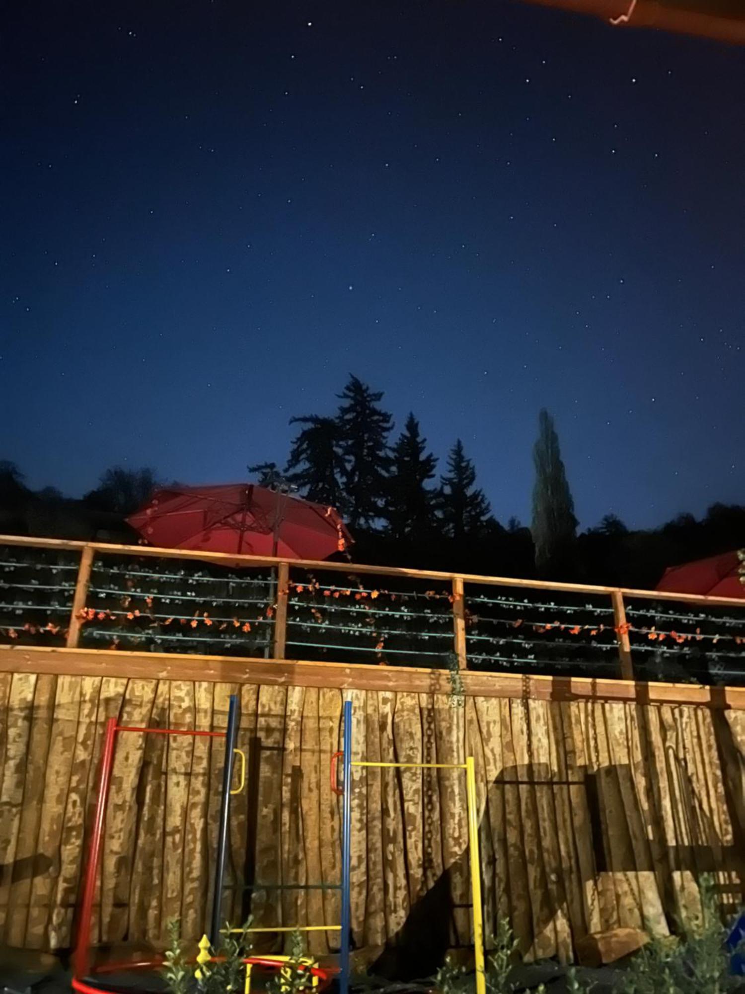 Maru House Hotel Dilisan Kültér fotó