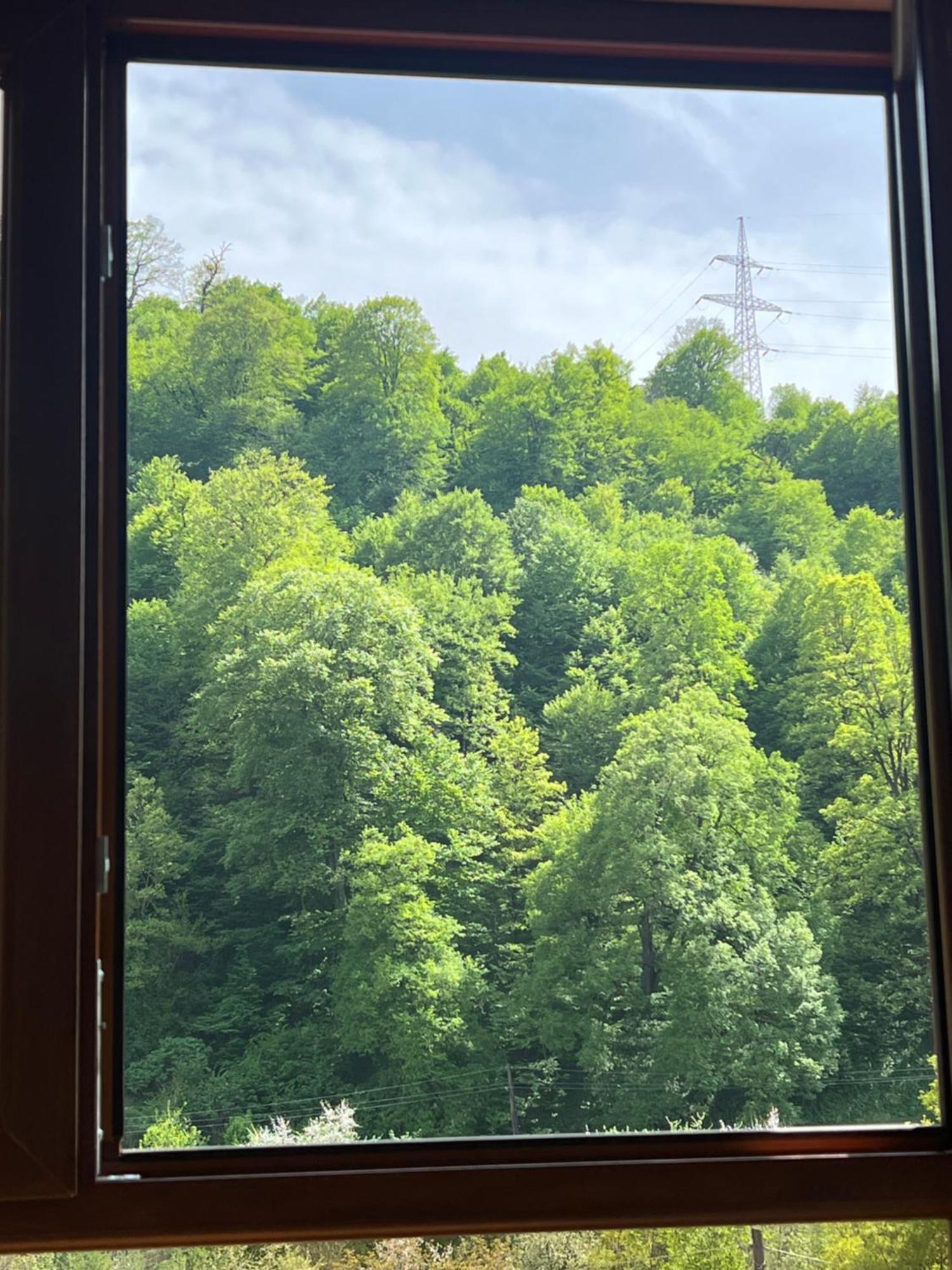 Maru House Hotel Dilisan Kültér fotó